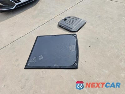 Zdjęcie 12 z 13 samochodu: 2018 JAGUAR F-PACE PREMIUM VIN:SADCJ2FX7JA321723 - miniatura
