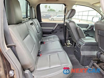 Zdjęcie 10 z 12 samochodu: 2014 NISSAN TITAN SV VIN:1N6BA0ED8EN519497 - miniatura