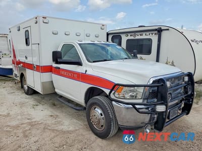 Czwarte zdjęcie samochodu z boku: 2018 RAM 3500 FRAZER AMBULANCE VIN:3C7WRSBJ7JG188453 - miniatura