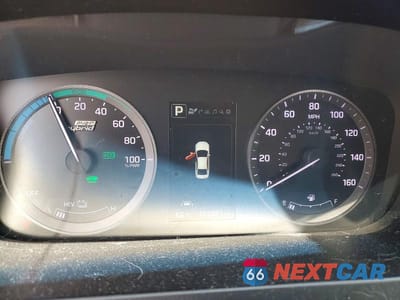 Zdjęcie 9 z 13 samochodu: 2016 HYUNDAI SONATA PLUG-IN HYBRID LIMITED VIN:KMHE54L28GA023568 - miniatura