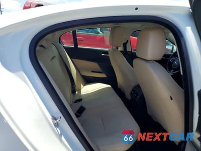 Zdjęcie 10 z 12 samochodu: 2017 JAGUAR XE PREMIUM VIN:SAJAD4BG6HA953779 - miniatura