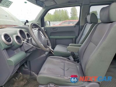Zdjęcie 7 z 13 samochodu: 2004 HONDA ELEMENT EX VIN:5J6YH28574L027797 - miniatura