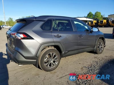 Trzecie zdjęcie samochodu z tyłu: 2024 TOYOTA RAV4 XLE PREMIUM VIN:2T3B6RFV1RW065382 - miniatura