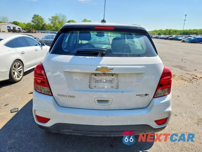 Zdjęcie 6 z 13 samochodu: 2020 CHEVROLET TRAX LS VIN:KL7CJNSB3LB315015 - miniatura