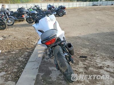 Czwarte zdjęcie samochodu z boku: 2010 KAWASAKI EX250 J VIN:JKAEXMJ12ADA57551 - miniatura