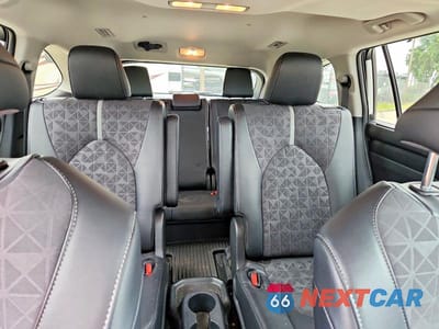 Zdjęcie 10 z 13 samochodu: 2024 TOYOTA HIGHLANDER HYBRID XLE NIGHTSHADE VIN:5TDKBRCHXRS642597 - miniatura