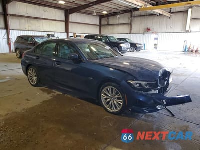 Czwarte zdjęcie samochodu z boku: 2023 BMW 330XE VIN:3MW39FS01P8C95674 - miniatura