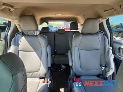 Zdjęcie 10 z 13 samochodu: 2024 TOYOTA SIENNA XLE 7-PASSENGER VIN:5TDJSKFC9RS128310 - miniatura