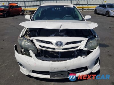 Piąte zdjęcie samochodu w środku: 2012 TOYOTA COROLLA S VIN:5YFBU4EEXCP007797 - miniatura