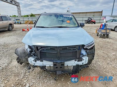 Piąte zdjęcie samochodu w środku: 2025 CADILLAC XT6 SPORT PLATINUM VIN:1GYKPHRS4SZ157207 - miniatura