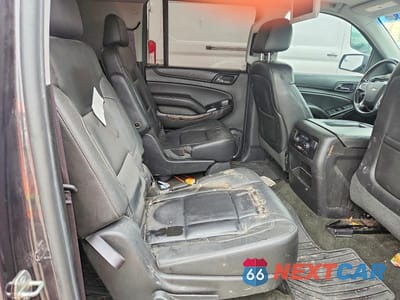 Zdjęcie 10 z 12 samochodu: 2015 CHEVROLET SUBURBAN K1500 LT VIN:1GNSKJKC0FR714271 - miniatura