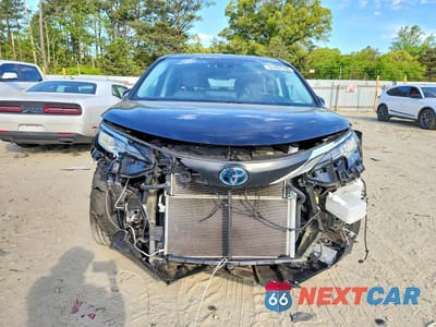 Piąte zdjęcie samochodu w środku: 2023 TOYOTA SIENNA LE VIN:5TDKSKFC8PS079280 - miniatura