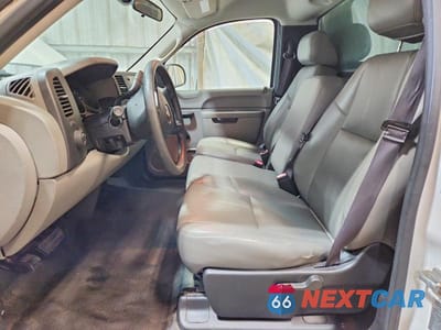Zdjęcie 7 z 12 samochodu: 2013 CHEVROLET SILVERADO C1500 VIN:1GCNCPEX7DZ247027 - miniatura