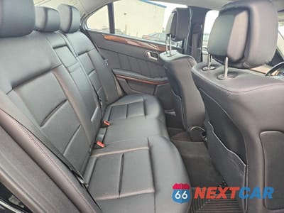 Zdjęcie 10 z 12 samochodu: 2013 MERCEDES-BENZ E 350 VIN:WDDHF5KB3DA725045 - miniatura
