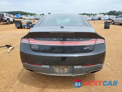 Zdjęcie 6 z 12 samochodu: 2017 LINCOLN MKZ RESERVE VIN:3LN6L5EC9HR625005 - miniatura