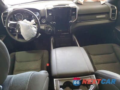Zdjęcie 8 z 13 samochodu: 2026 RAM 1500 VIN:1C6SRFFP5TN157964 - miniatura