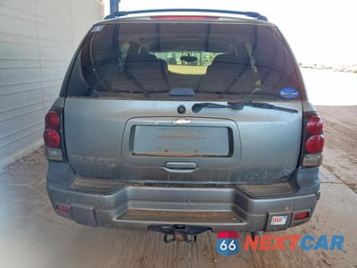 Zdjęcie 6 z 13 samochodu: 2005 CHEVROLET TRAILBLAZER LS VIN:1GNDT13S752205233 - miniatura