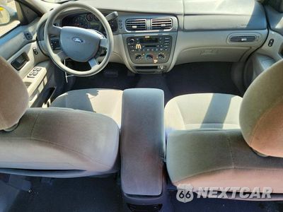Zdjęcie 8 z 12 samochodu: 2004 FORD TAURUS SE VIN:1FAFP53294A199099 - miniatura
