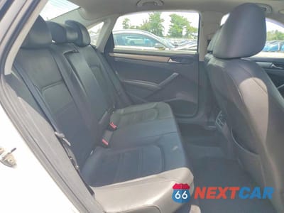 Zdjęcie 10 z 12 samochodu: 2014 VOLKSWAGEN PASSAT SE VIN:1VWBN7A38EC015151 - miniatura