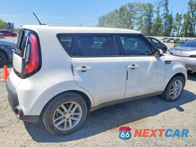 Trzecie zdjęcie samochodu z tyłu: 2015 KIA SOUL BASE VIN:KNDJN2A29F7133499 - miniatura