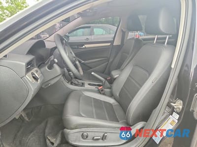 Zdjęcie 7 z 12 samochodu: 2021 VOLKSWAGEN PASSAT SE VIN:1VWSA7A39MC012480 - miniatura