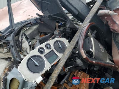 Zdjęcie 9 z 13 samochodu: 2008 CADILLAC ESCALADE ESV VIN:1GYFK66888R240208 - miniatura