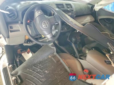 Zdjęcie 8 z 13 samochodu: 2011 TOYOTA RAV4 BASE VIN:2T3ZF4DV4BW073437 - miniatura