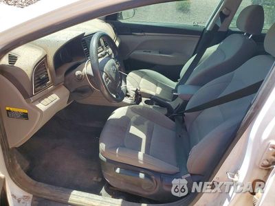 Zdjęcie 7 z 12 samochodu: 2017 HYUNDAI ELANTRA SE VIN:5NPD74LF0HH143260 - miniatura