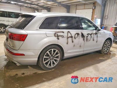 Trzecie zdjęcie samochodu z tyłu: 2017 AUDI Q7 PREMIUM PLUS VIN:WA1LAAF78HD020130 - miniatura