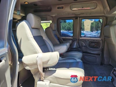 Zdjęcie 11 z 13 samochodu: 2011 CHEVROLET EXPRESS G1500 3LT VIN:1GBSGDC48B1125758 - miniatura