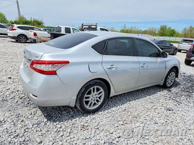 Piąte zdjęcie samochodu w środku: 2015 NISSAN SENTRA SV VIN:3N1AB7AP0FL672111 - miniatura