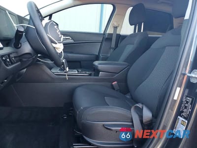 Zdjęcie 7 z 13 samochodu: 2023 KIA SPORTAGE LX VIN:KNDPU3AF4P7035228 - miniatura