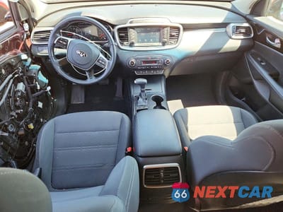 Zdjęcie 8 z 13 samochodu: 2020 KIA SORENTO LX VIN:5XYPGDA30LG634949 - miniatura