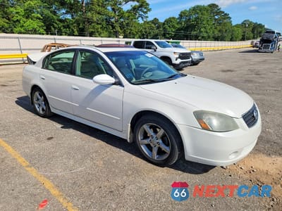 Czwarte zdjęcie samochodu z boku: 2006 NISSAN ALTIMA 3.5 SE VIN:1N4BL11D56C219430 - miniatura