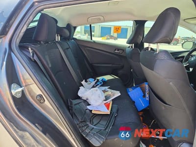 Zdjęcie 10 z 12 samochodu: 2018 TOYOTA PRIUS TWO VIN:JTDKBRFU2J3067524 - miniatura