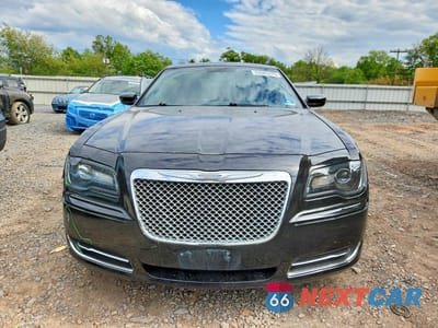 Piąte zdjęcie samochodu w środku: 2012 CHRYSLER 300 VIN:2C3CCAAG6CH313080 - miniatura