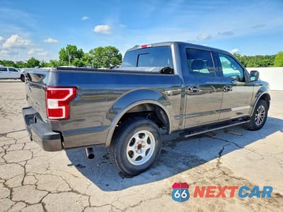 Trzecie zdjęcie samochodu z tyłu: 2019 FORD F150 SUPERCREW VIN:1FTEW1E46KKE93292 - miniatura