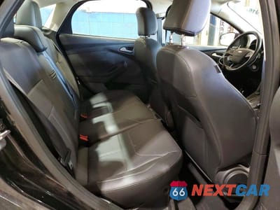 Zdjęcie 10 z 12 samochodu: 2015 FORD FOCUS SE VIN:1FADP3F27FL218408 - miniatura
