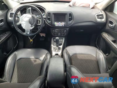 Zdjęcie 8 z 13 samochodu: 2020 JEEP COMPASS LATITUDE VIN:3C4NJDBB0LT160699 - miniatura