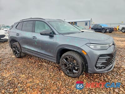 Czwarte zdjęcie samochodu z boku: 2025 VOLKSWAGEN TIGUAN SE R-LINE BLACK VIN:3VVGR7RM4SM072825 - miniatura