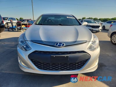 Piąte zdjęcie samochodu w środku: 2012 HYUNDAI SONATA HYBRID VIN:KMHEC4A45CA031244 - miniatura