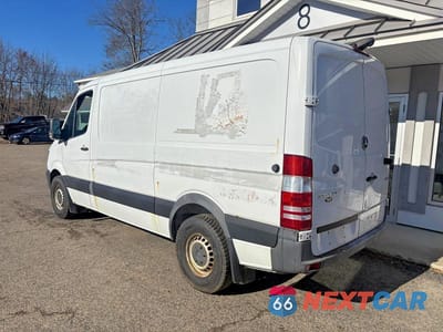 Trzecie zdjęcie samochodu z tyłu: 2017 MERCEDES-BENZ SPRINTER 2500 VIN:WD3PE7CD0HP545863 - miniatura