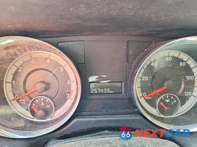 Zdjęcie 9 z 13 samochodu: 2019 DODGE GRAND CARAVAN SE VIN:2C7WDGBG6KR798856 - miniatura