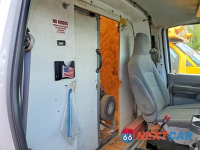 Zdjęcie 11 z 13 samochodu: 2016 FORD ECONOLINE E350 SUPER DUTY CUTAWAY VAN VIN:1FDWE3FS4GDC54833 - miniatura