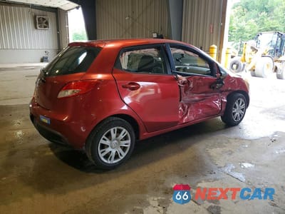 Trzecie zdjęcie samochodu z tyłu: 2014 MAZDA MAZDA2 SPORT VIN:JM1DE1KZ4E0173046 - miniatura