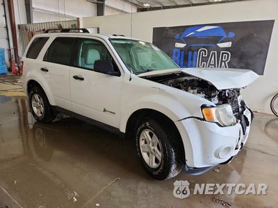 Czwarte zdjęcie samochodu z boku: 2011 FORD ESCAPE HYBRID VIN:1FMCU5K33BKB48877 - miniatura