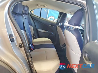 Zdjęcie 11 z 14 samochodu: 2022 LEXUS UX 200 BASE VIN:JTHX3JBH1N2047322 - miniatura