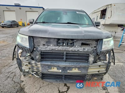 Piąte zdjęcie samochodu w środku: 2017 FORD EXPLORER LIMITED VIN:1FM5K8FHXHGB52748 - miniatura
