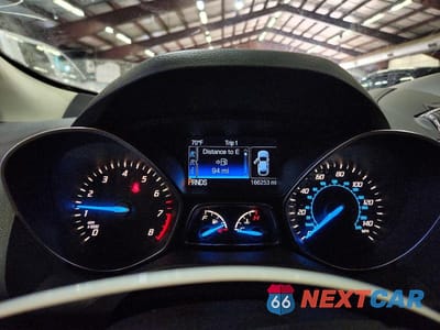Zdjęcie 9 z 13 samochodu: 2015 FORD ESCAPE SE VIN:1FMCU9GX4FUA11766 - miniatura