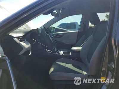 Zdjęcie 7 z 13 samochodu: 2020 TOYOTA RAV4 HYBRID XLE VIN:2T3RWRFV4LW071859 - miniatura